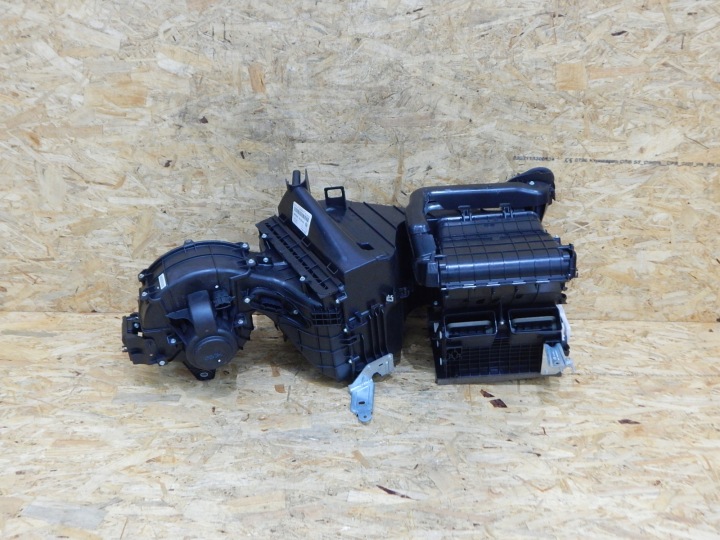 VW T5 Heizung Gebläse vorne 7H1819005AD