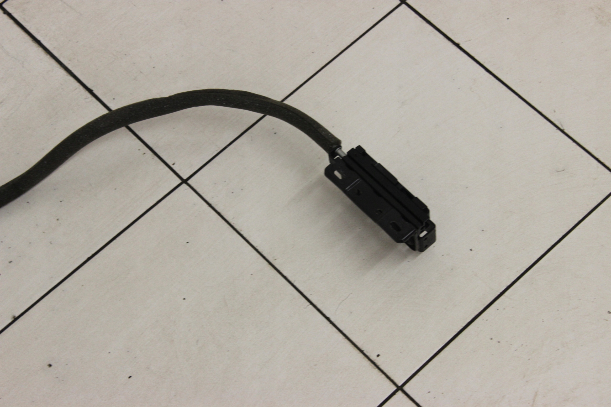 Roof Lock Mechanism Focus MK2 Cabrio 1716533A