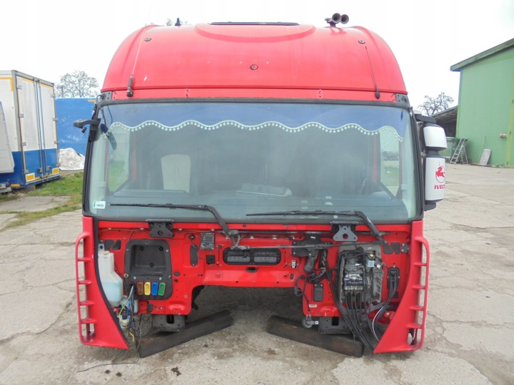 Iveco Stralis Euro 5 ohjaamo, leveä malli