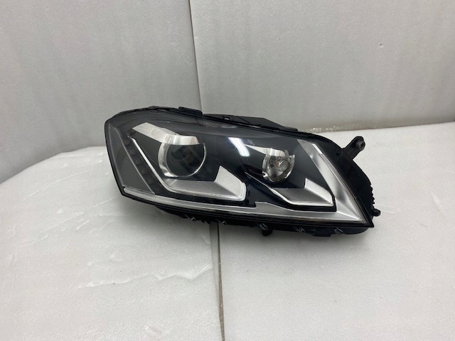 Oikea ajovalo VW Passat B7 Bi-Xenon LED kääntyvä