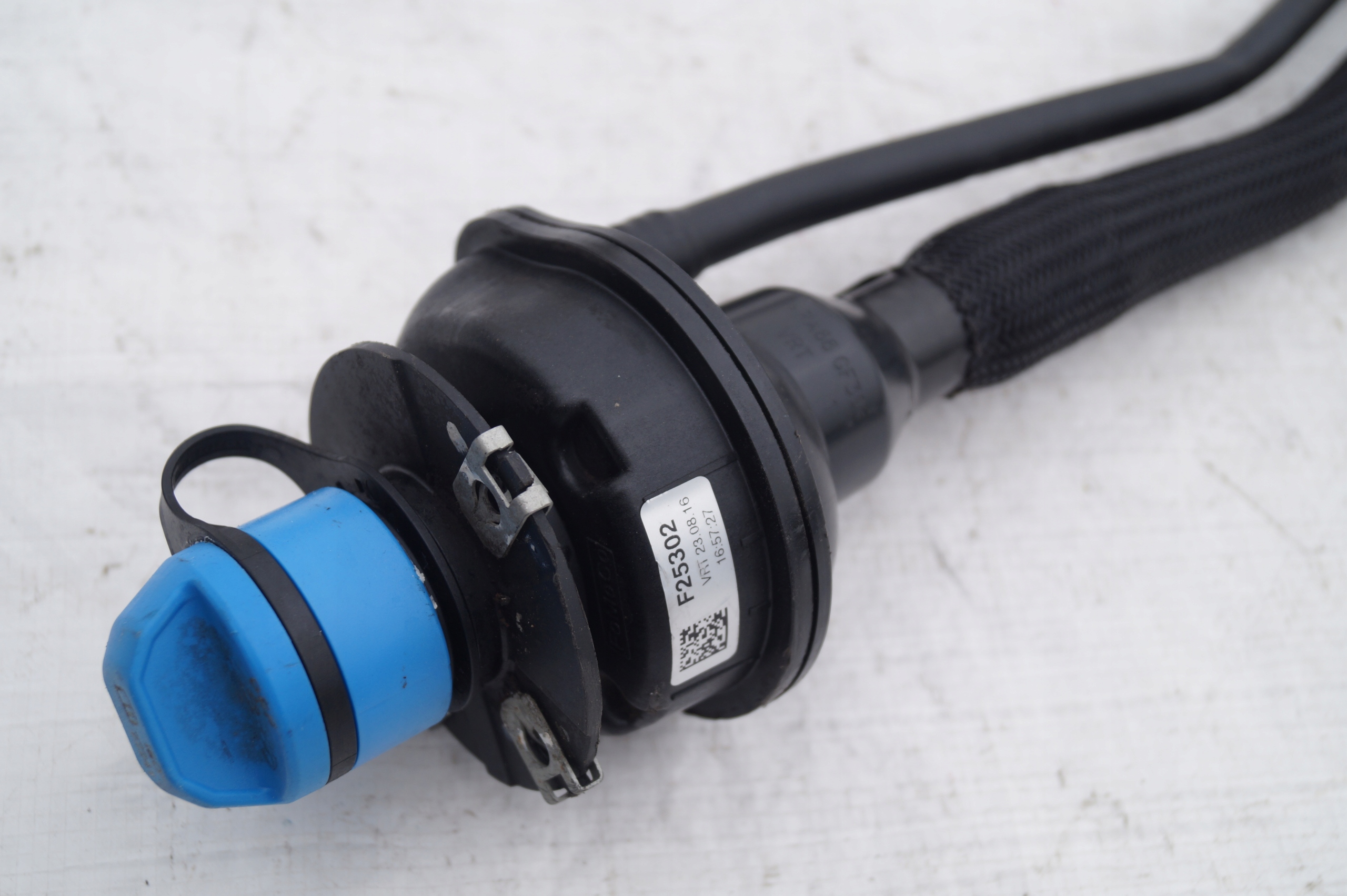 AdBlue-tulppa ja letku Ford Transit BK31-5J232-AB