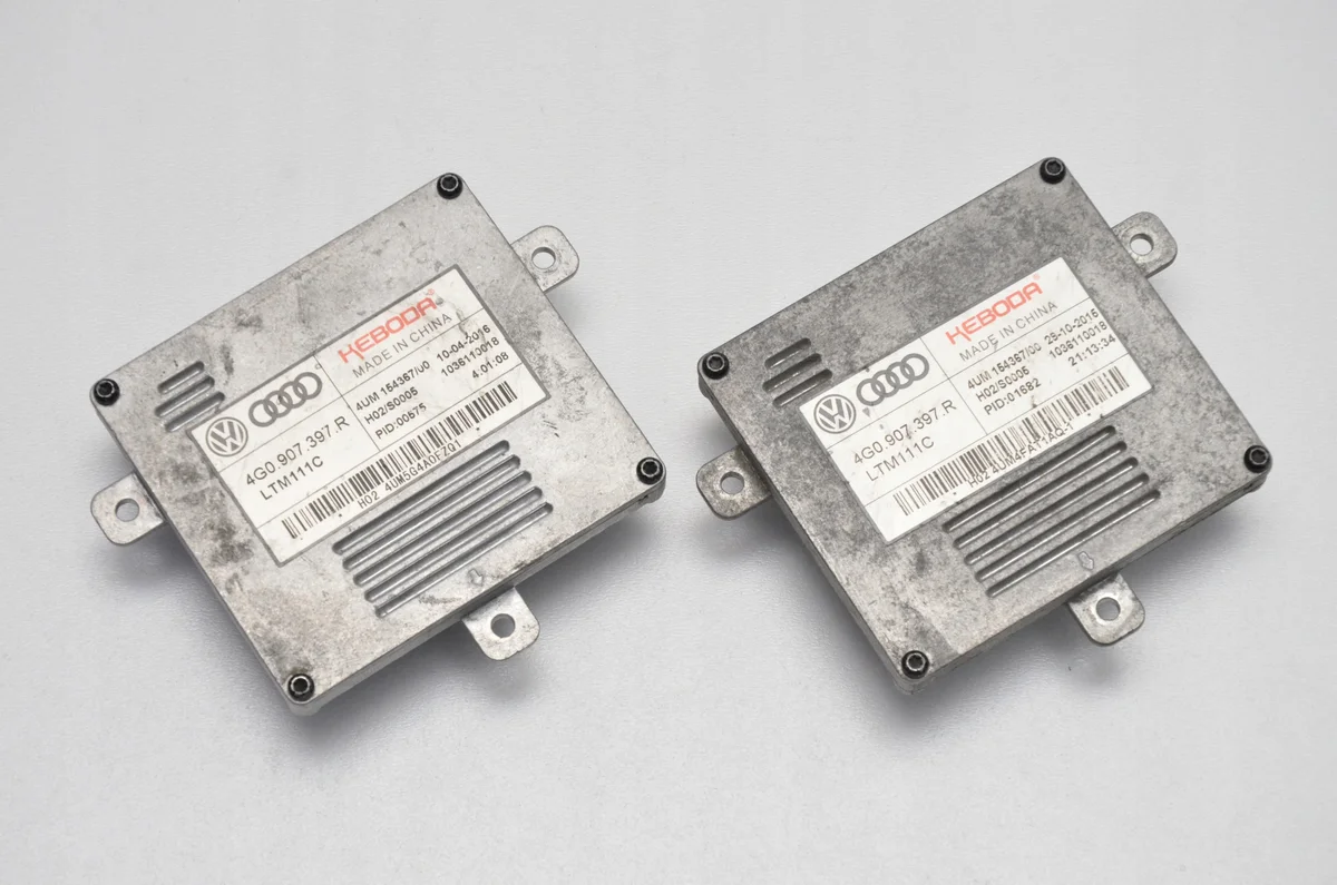 Módulo LED Audi VW 4G0907397R Usado image 6