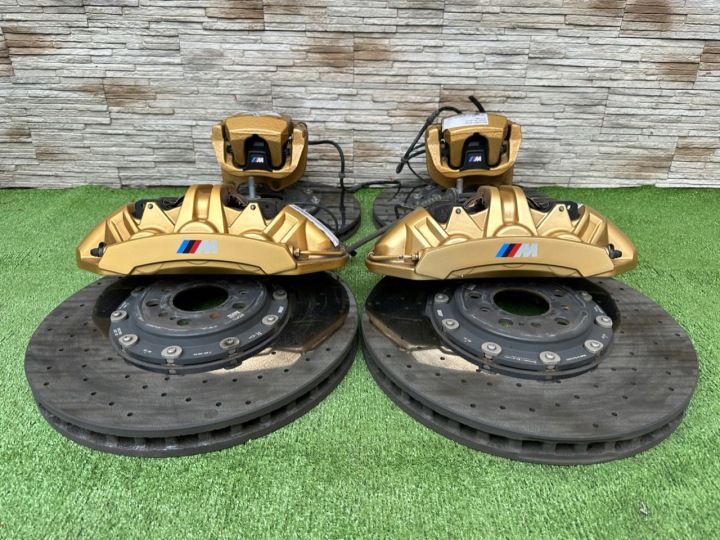 Étriers et disques céramique BMW M5 F90 M8 F91 F92 F93
