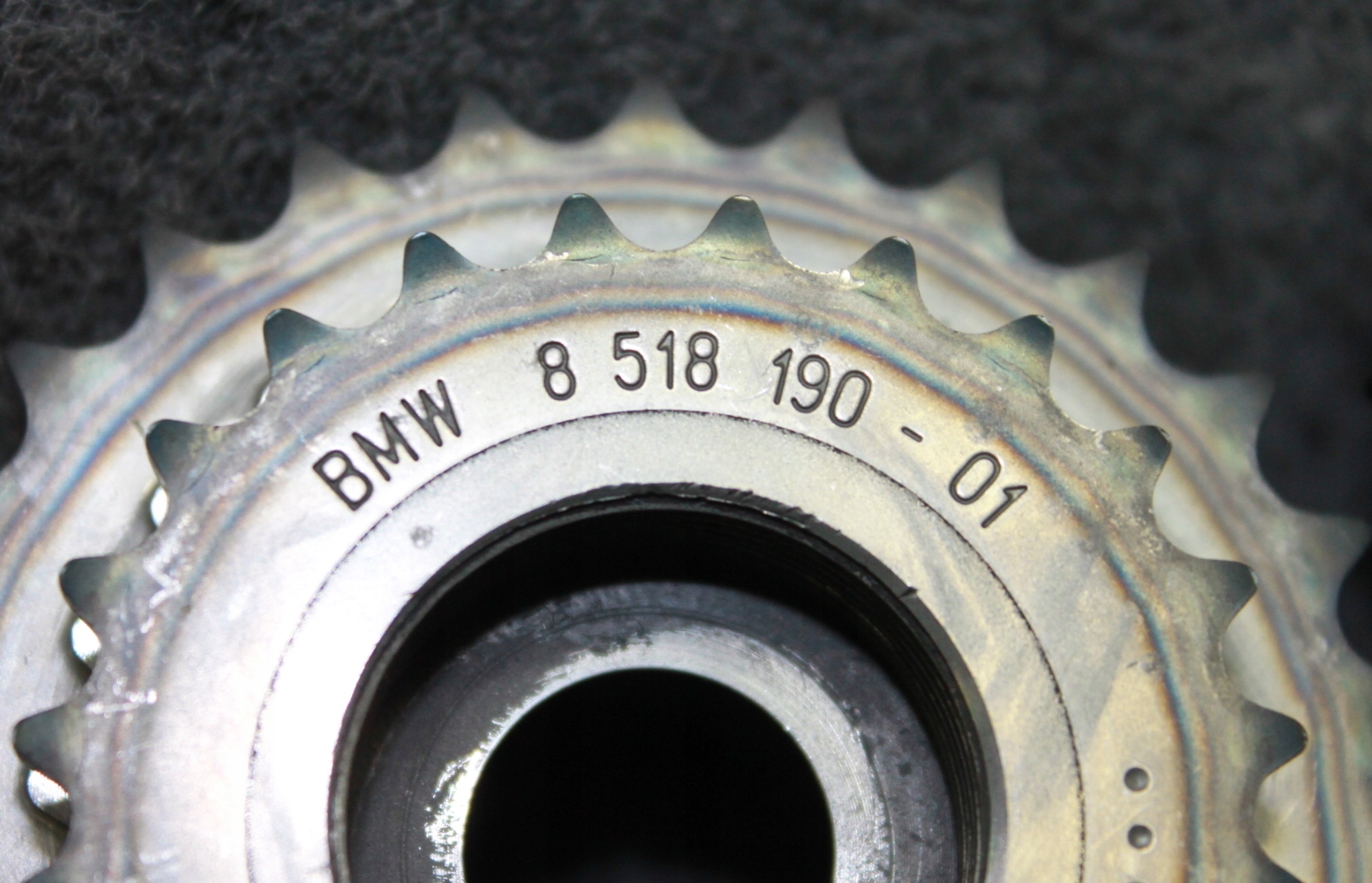 BMW E70 E90 F20 F30 Pignon de Distribution 8475996 image 4
