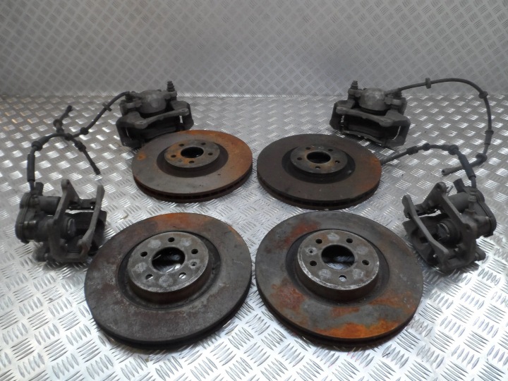 Système de freinage étriers disques avant arrière Audi A7 3.0 TFSI complet