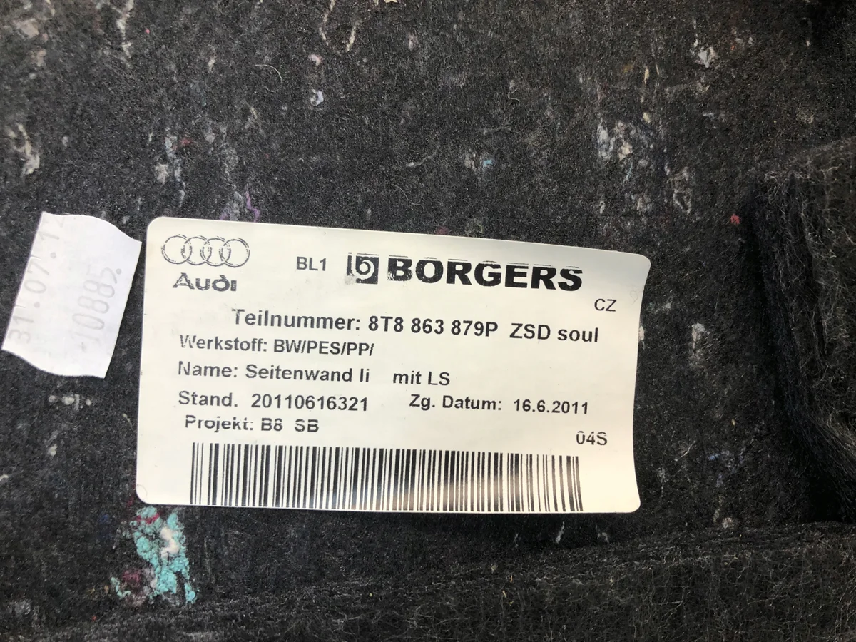 Audi 8T8863879P Kofferraum Seitenverkleidung gebraucht image 3