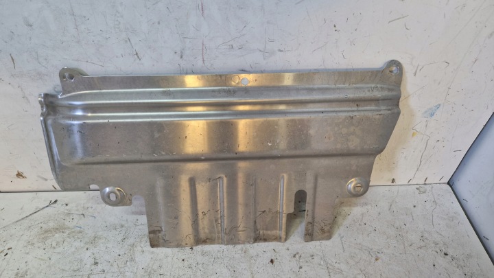 Alumiininen lavan rungon suojapelti DAF XF 106