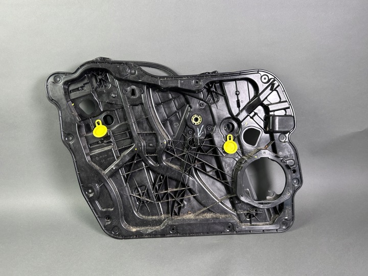 Tuulilasin nostin etu vasen Alfa Stelvio 6000626597