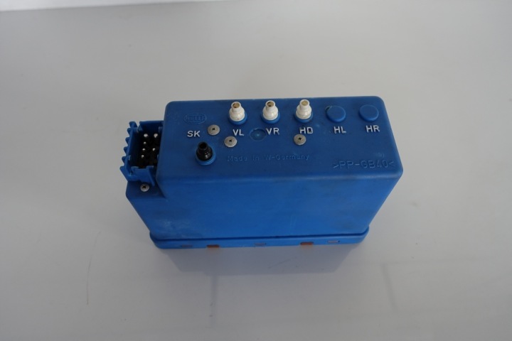Keskuslukituksen pumppu Mercedes-Benz OE 1408001848