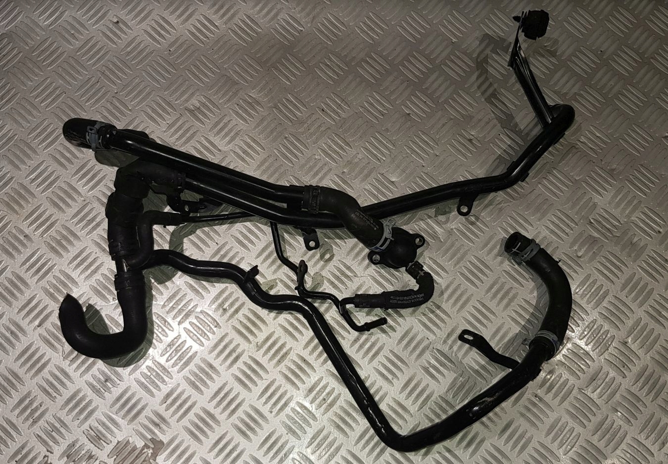 VW AUDI water pipe hose connector