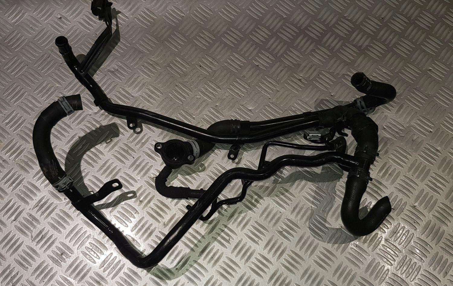 VW AUDI kort rör vattenslang image 6