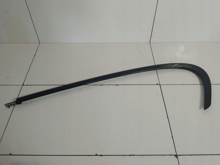 BMW 1 F21 listavaun Shadow M-paketti vasen