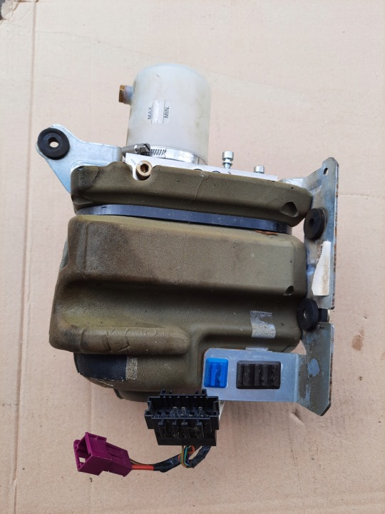Pompe de toit Mercedes W207 Cabrio 2078000030