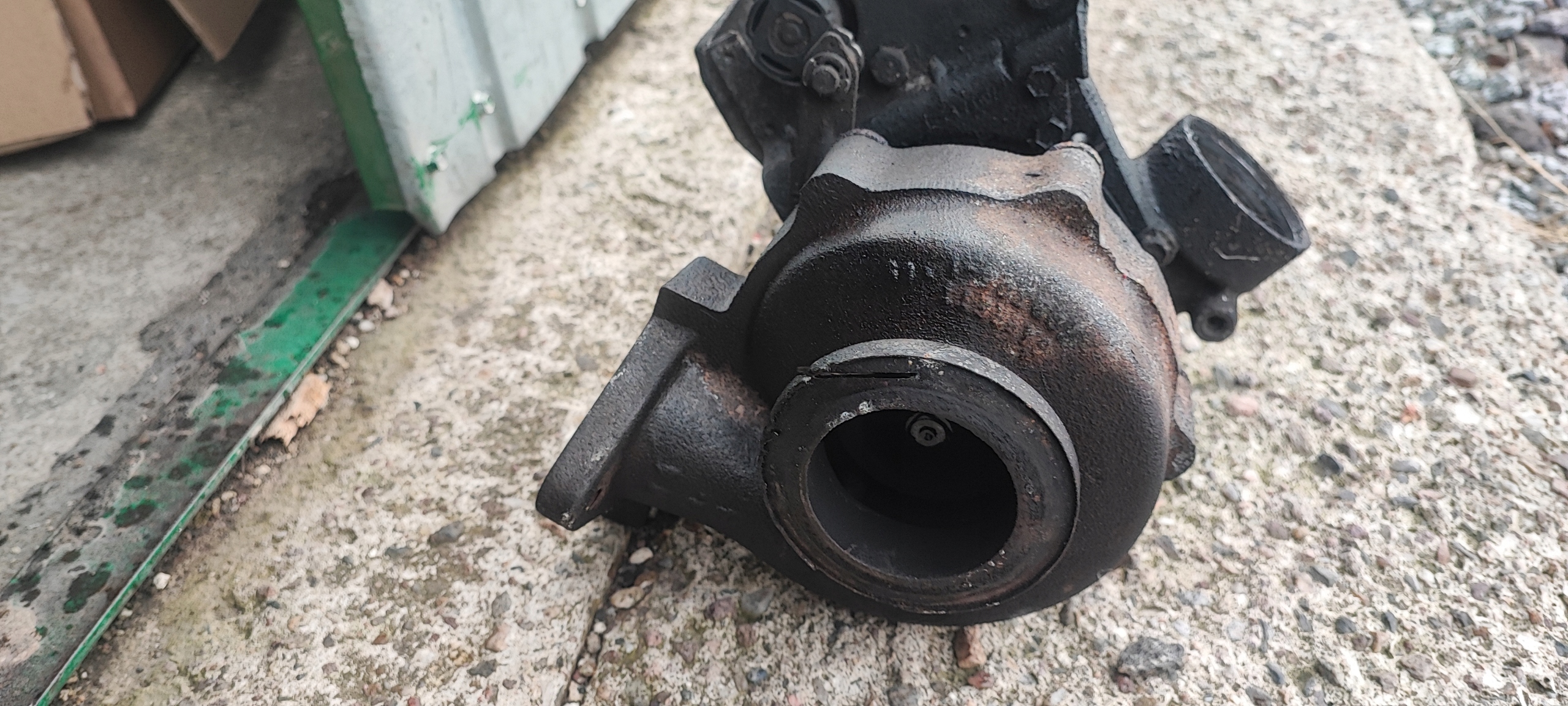 Turboahdin toimilaite Mercedes W220 4.0 CDI