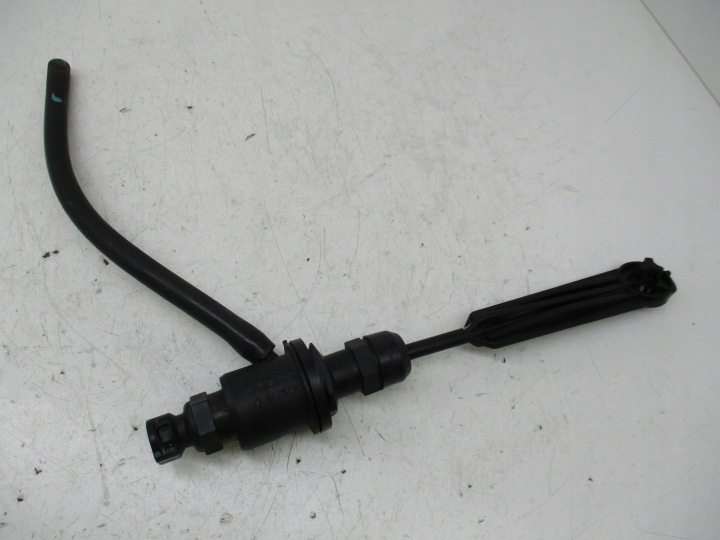 Laguna 3 III 07-14 1.5 DCI kytkimen pumppu 306100009R