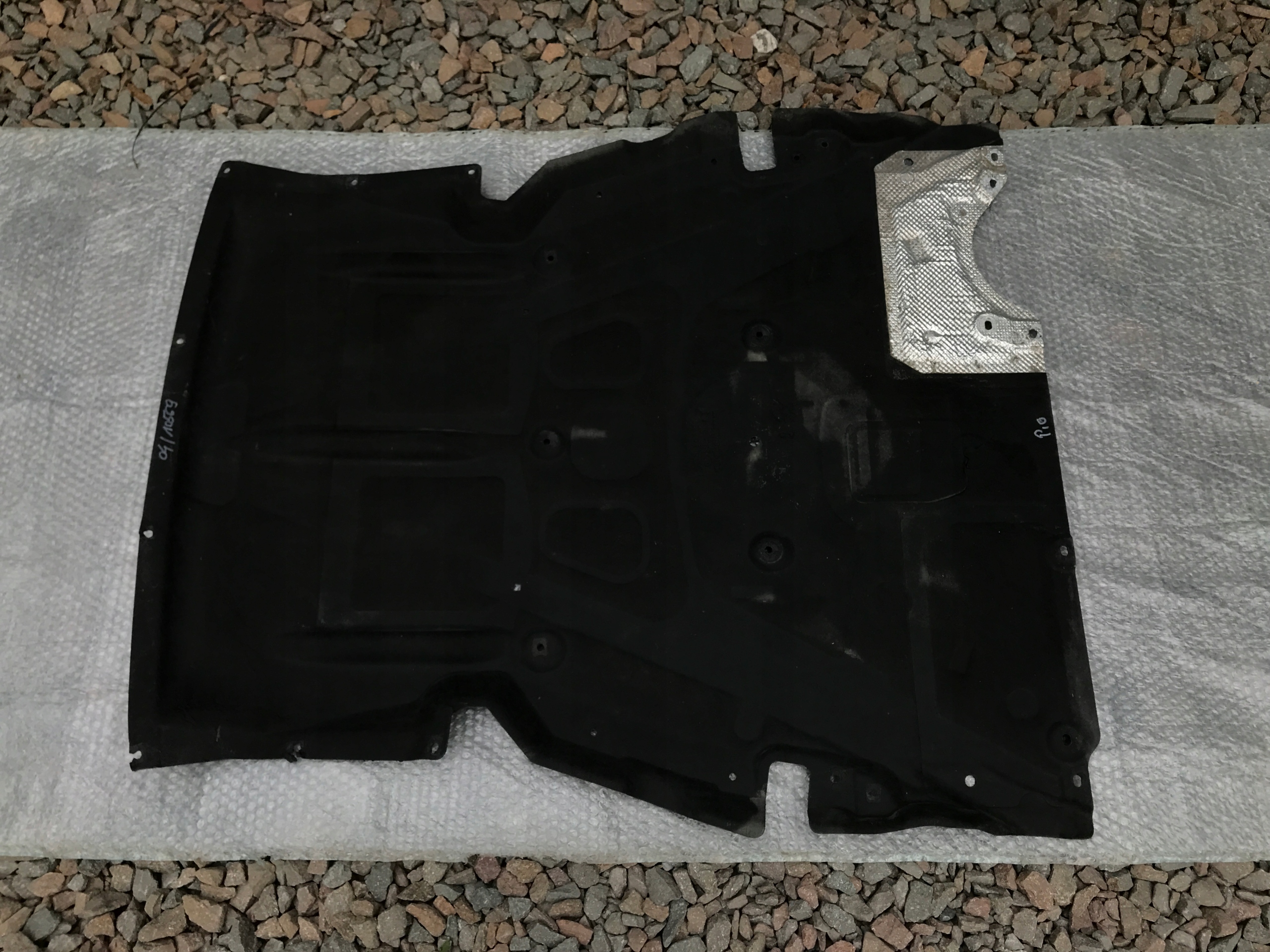 BMW 3er F30 F31 F34 GT Motorabdeckung Lift 2015- image 4