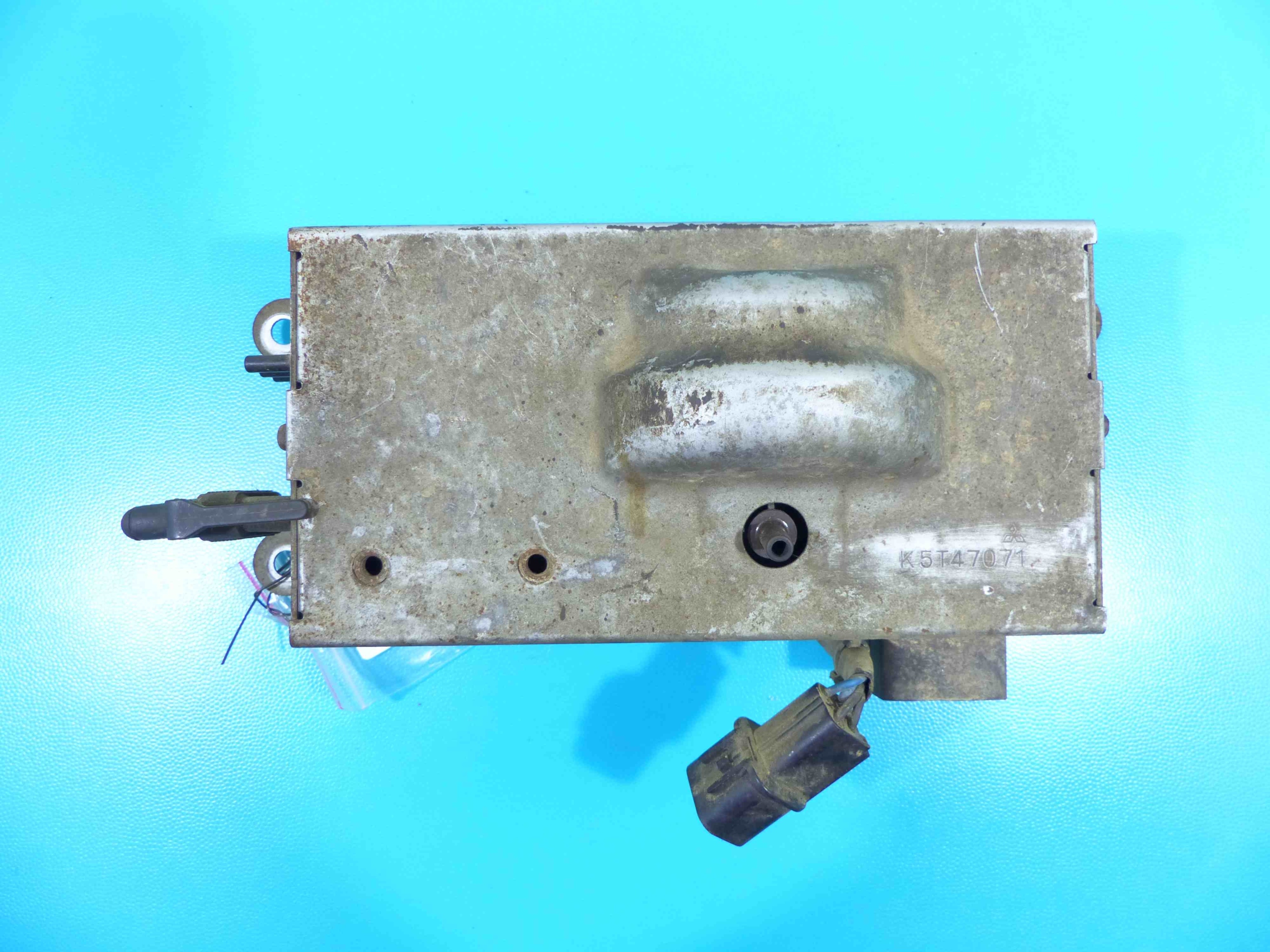 Luftpumpenventil Mitsubishi Pajero I 2,6B