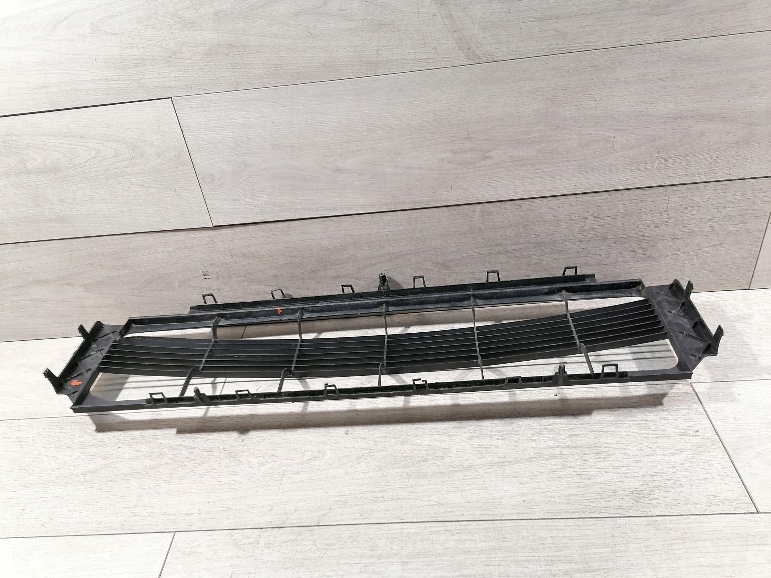 TESLA S LIFT GRILLE CENTRALE AVANT 1058022-00-B image 9
