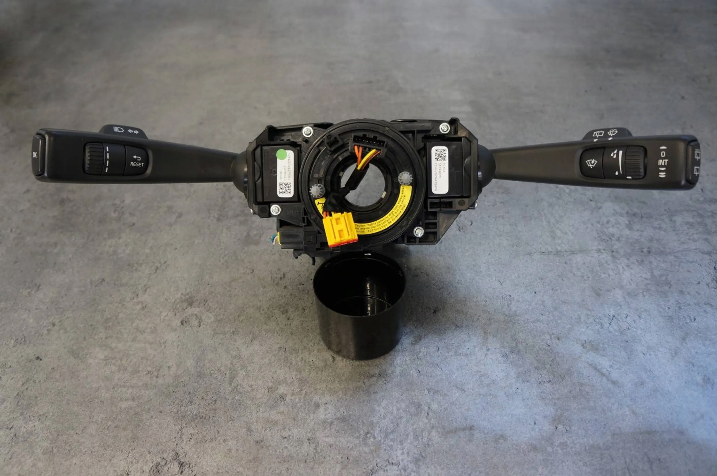 Interruptor Combinado Volvo OE 31343022 Usado image 2