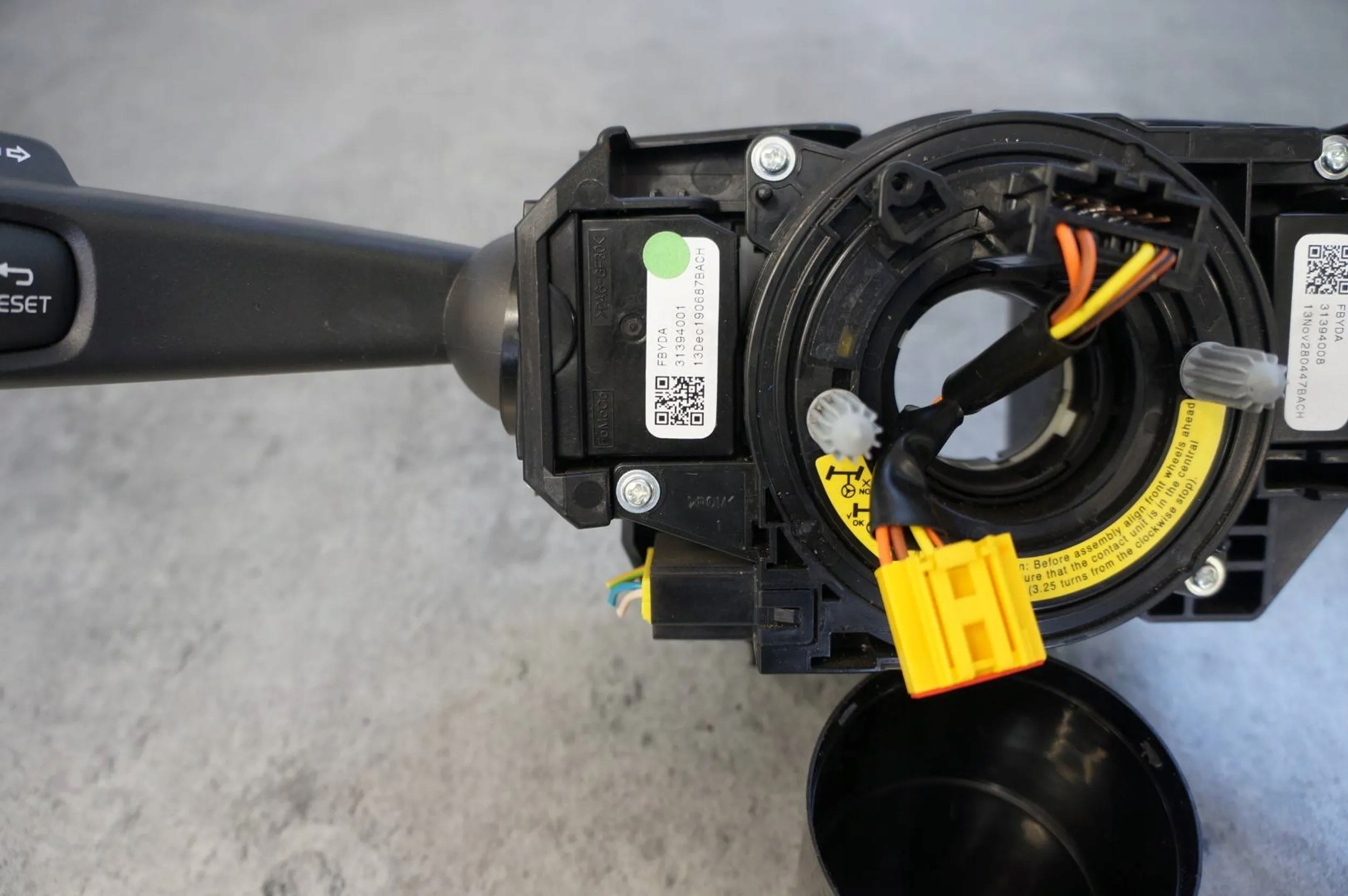 Interruptor Combinado Volvo OE 31343022 Usado image 10