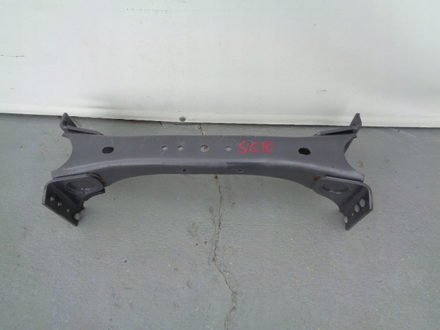 SCANIA R Frame Crossmember Above Gearbox