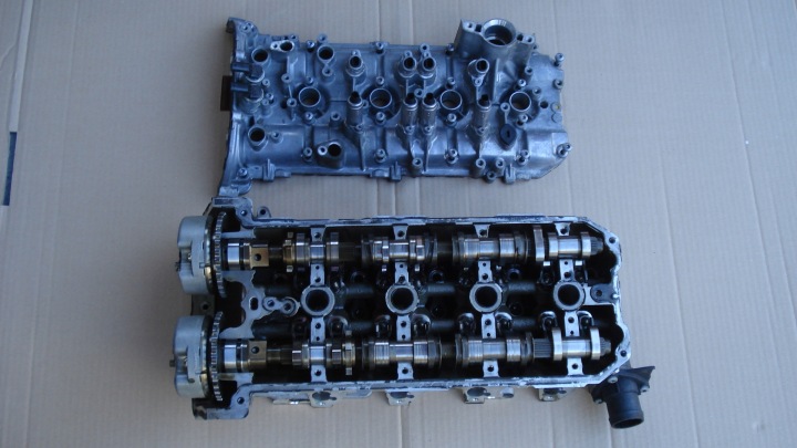 Sylinterikansi 079103404P Audi RS6 RS7 4.0TFSI