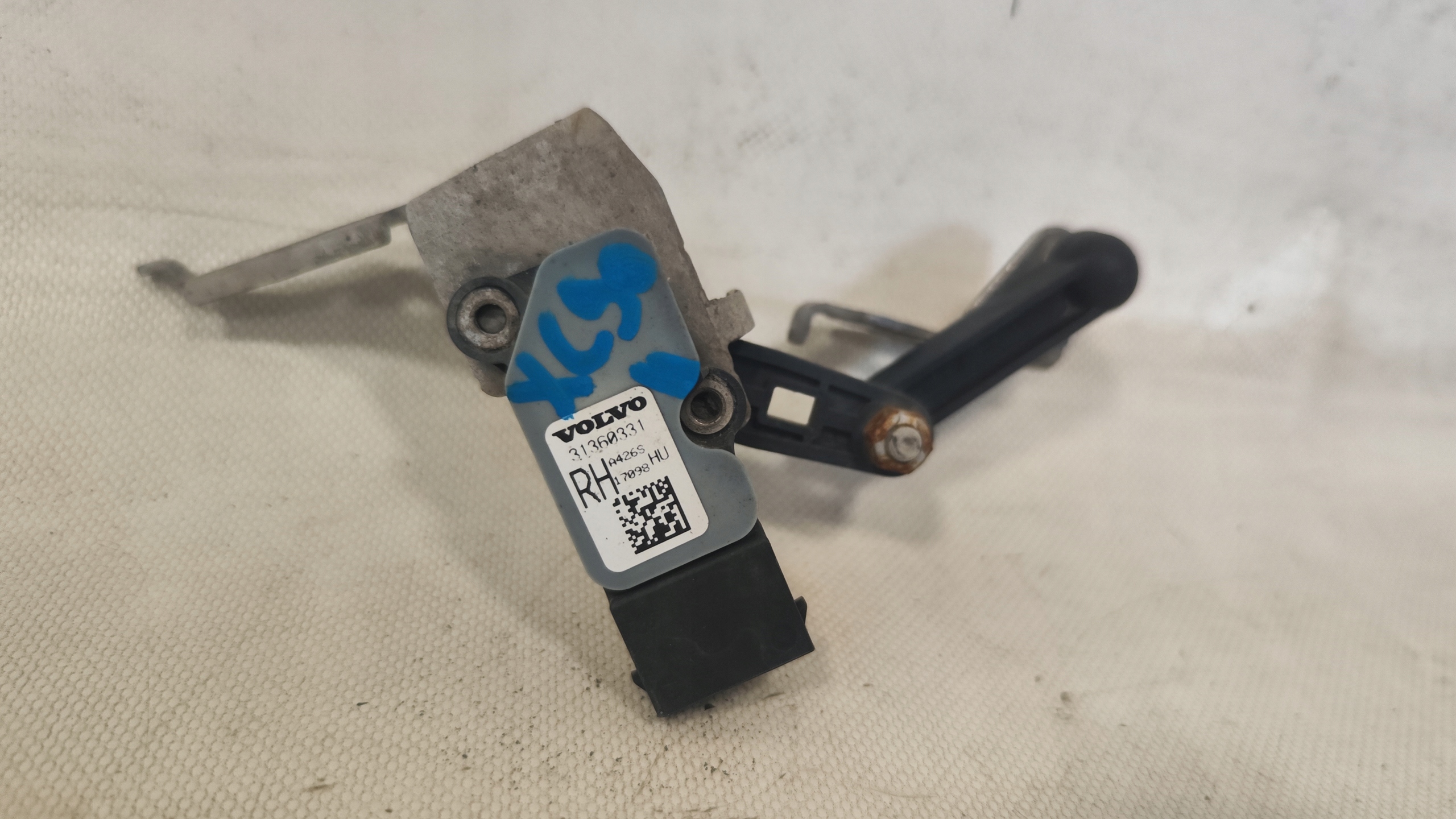 Headlight Level Sensor Volvo XC90 II 2017 31360331 image 2