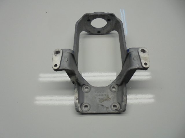 Suporte de almofada de tombamento de cabine traseira Scania 4 1409347