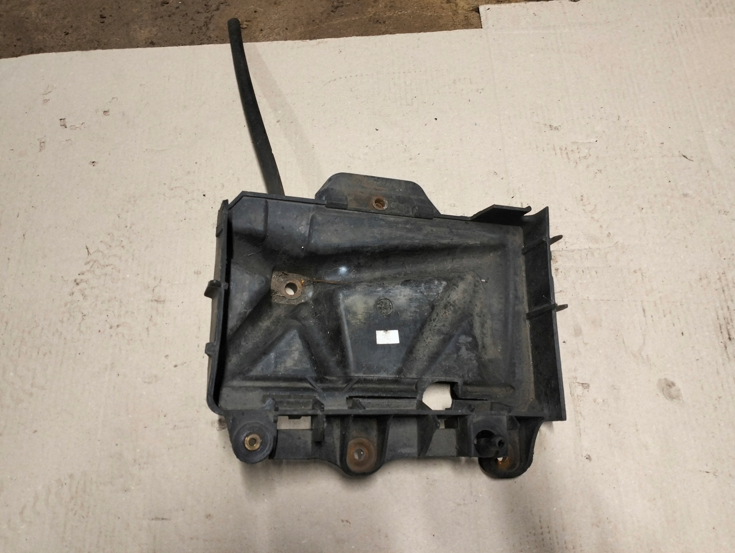 Support batterie SKODA RAPID 6R0915331C image 2