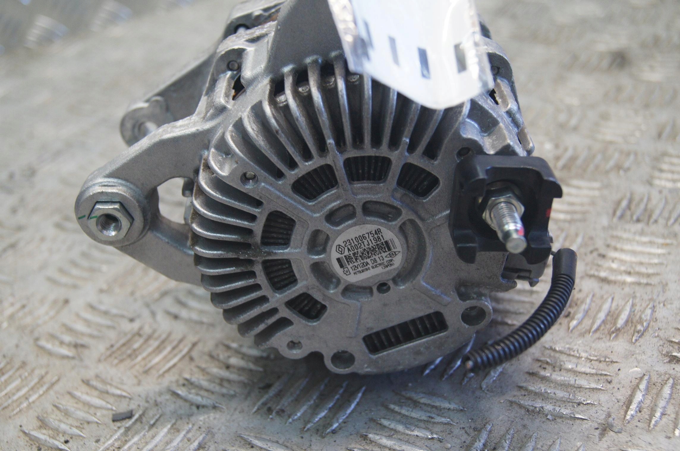 Renault Clio IV RS Generator 231006754R image 4