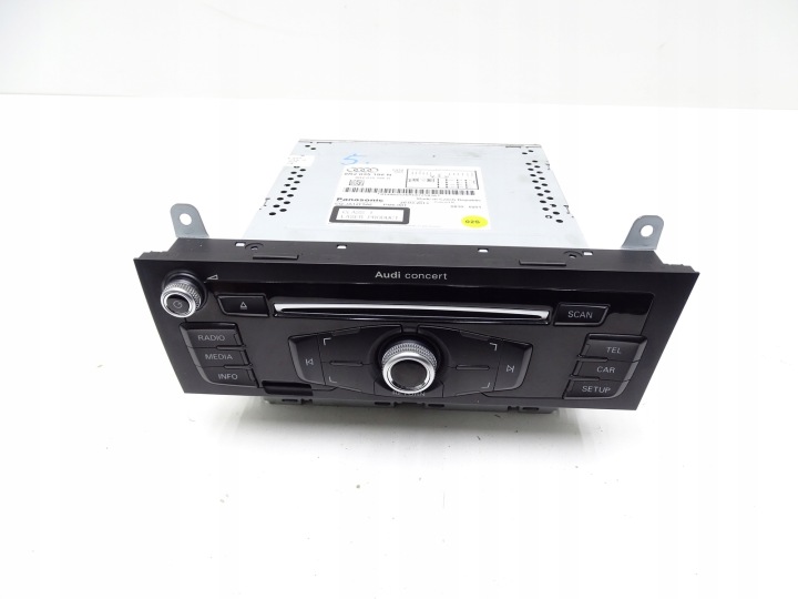 RADIO CD VAIHTOLAITE 8R2035186N AUDI A4 B8 A5 8T Q5