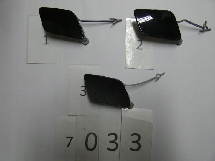 Vetokoukun etutulppa 8V3807241C Audi A3 S3 8V
