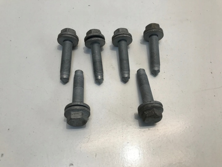 Opel Mokka-e B II 2022 Rear Beam Suspension Bolts