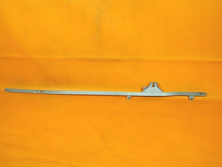 AUDI A5 8T RINFORZO TELAIO 8T8505476