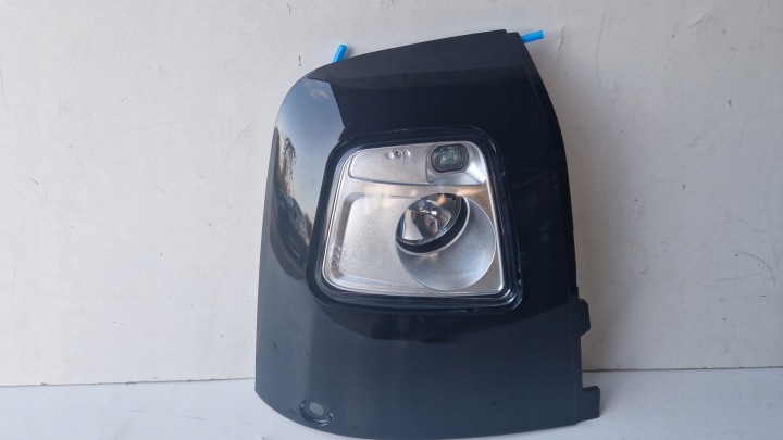 Halogeeni kattokulma blenda Volvo FH4 84055738