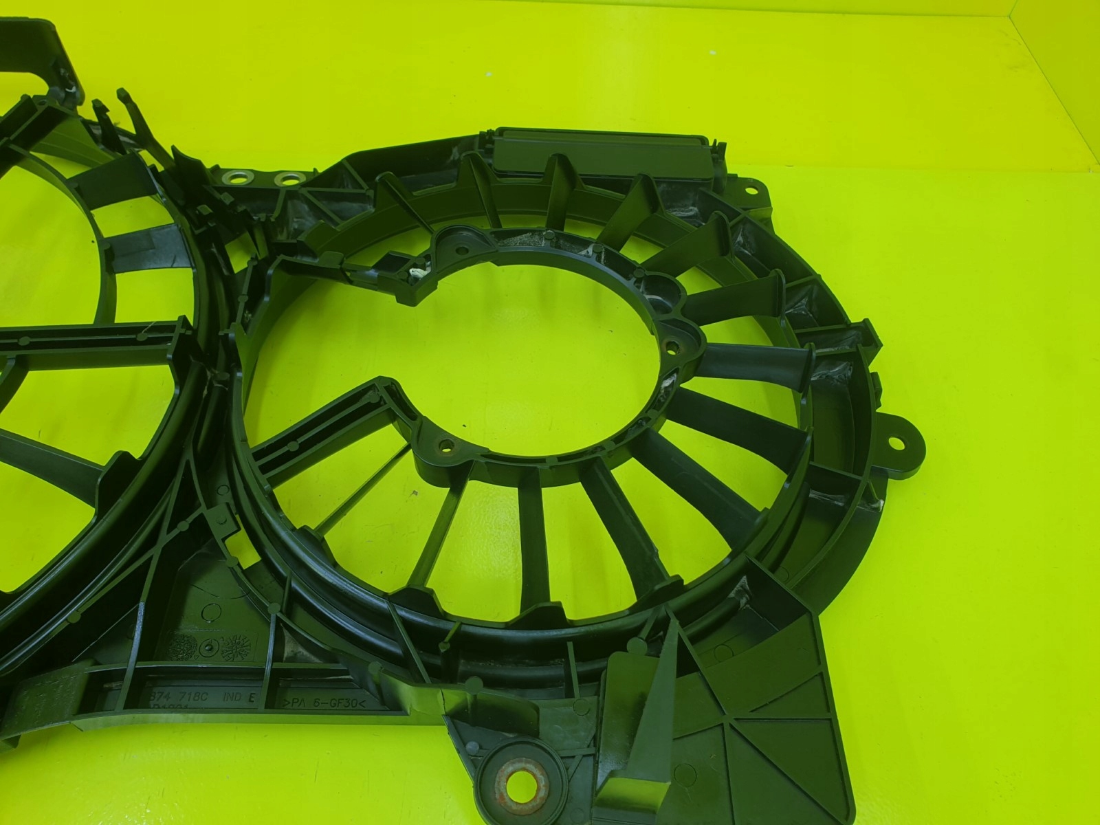 Boîtier de ventilateurs de radiateur Audi A6 C6 2.0 2.4 3.2 B 4F0121003A image 7