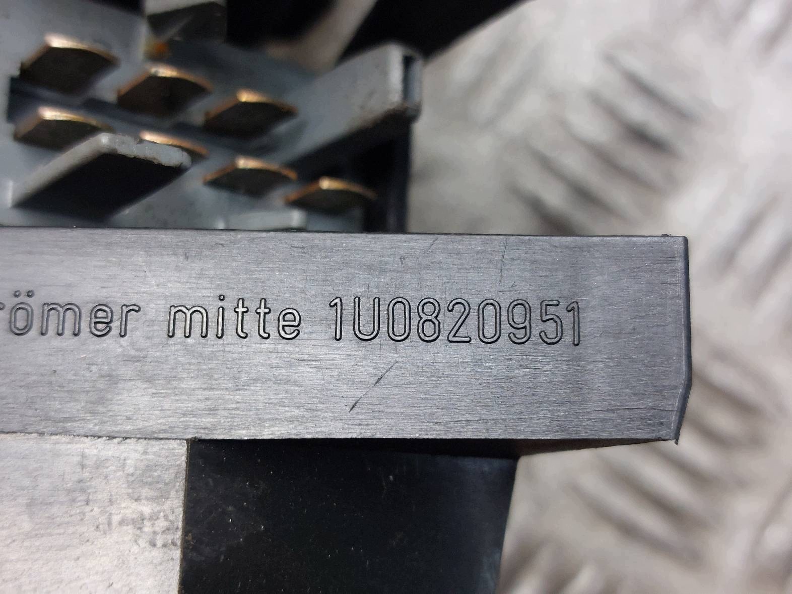 Schalter Warnblinker Skoda Octavia I 96-08 image 5