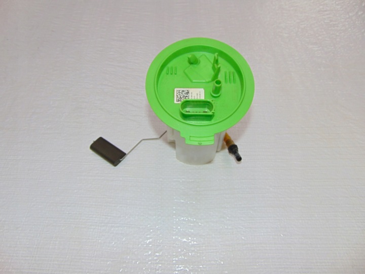 VW PASSAT B8 Fuel Pump 1TKM 3Q0919051H