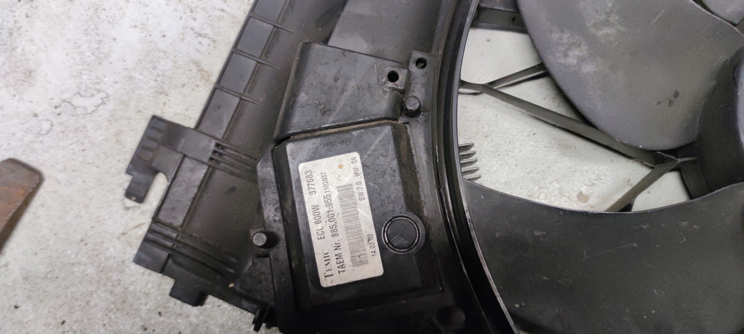 MERCEDES W203 radiateurventilator A2035000293 2035000293 image 3