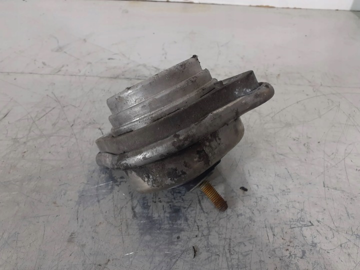 Moottorin alusta 22113400336 BMW X3 E83