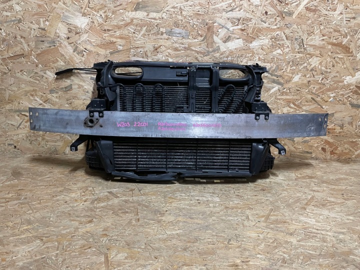 Frontstoßstange Kühler Lüfter Träger KPL. Mercedes W203 2.2CDI 203 A203
