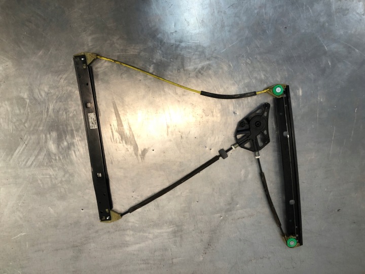 Ruitbediener Audi OE 8U0837462
