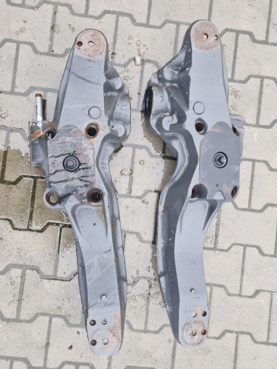 Befestigung rechts links Airbag-Halter Schaukel Delfin Volvo FH 4