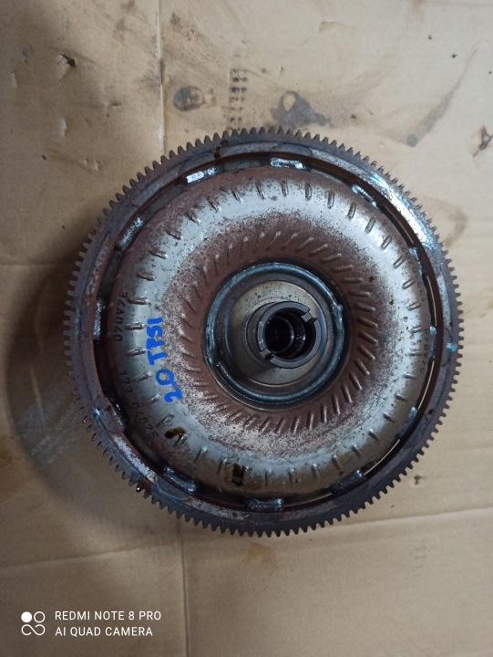 Kaksoismassavauhtipyörä DSG Audi VW 2.0 B