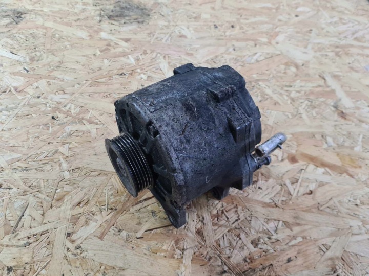 Audi A8 D3 4.2 FSI BVJ generator 079903015E