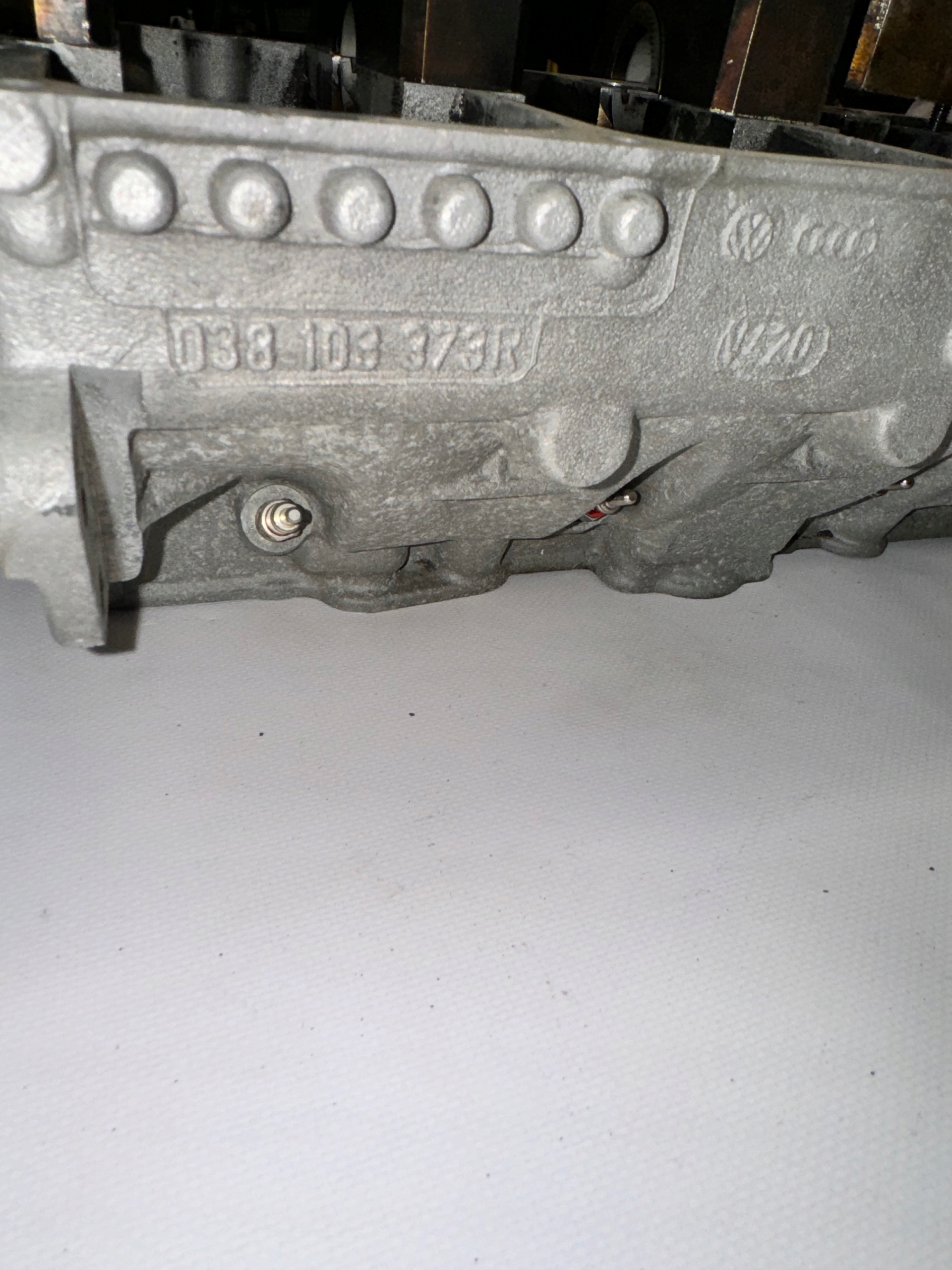 Cabeçote Audi VW 1.9 TDI BLS Audi OE 038103373R eixo comando cabeçote image 6