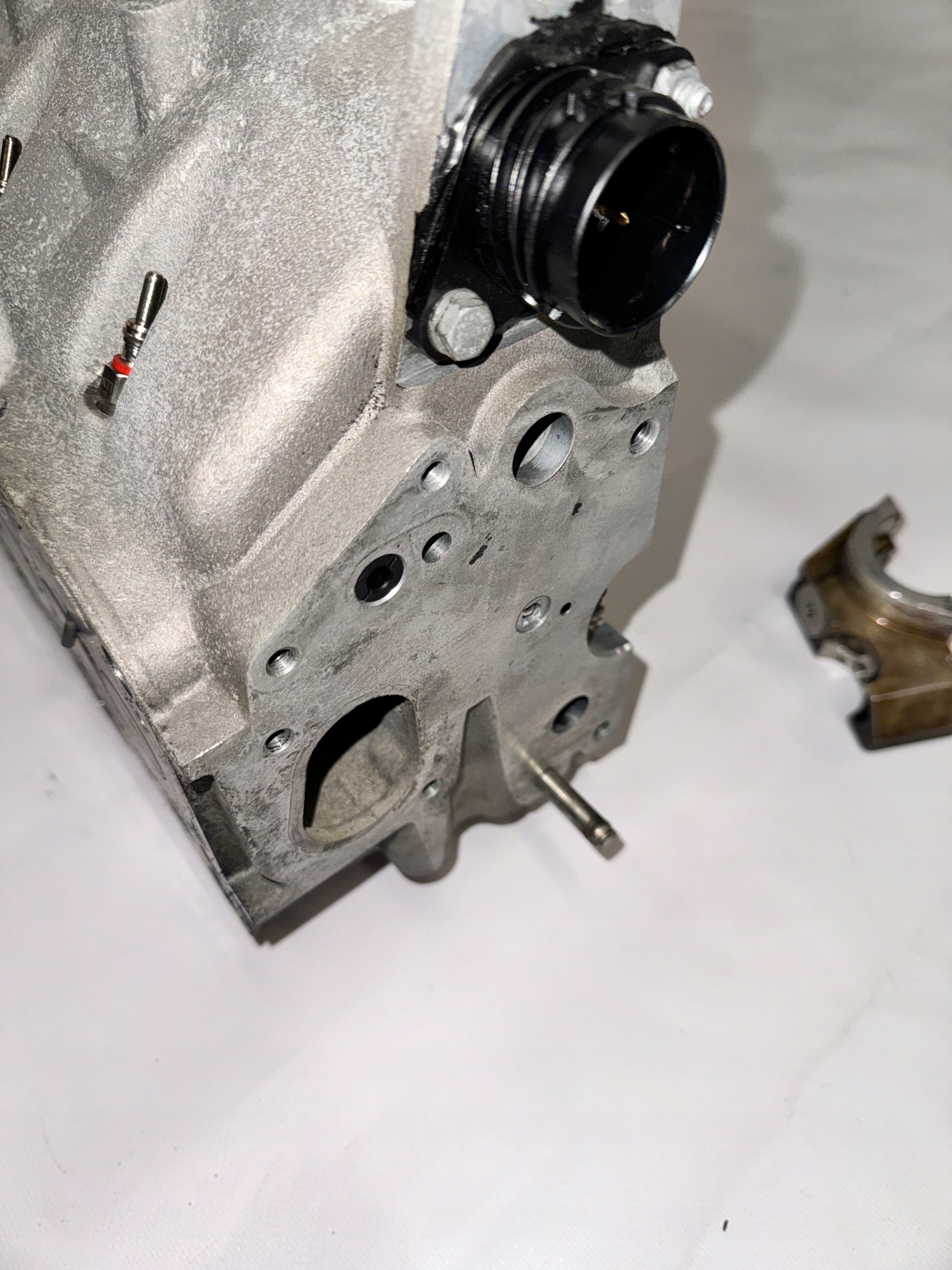 Cabeçote Audi VW 1.9 TDI BLS Audi OE 038103373R eixo comando cabeçote image 8