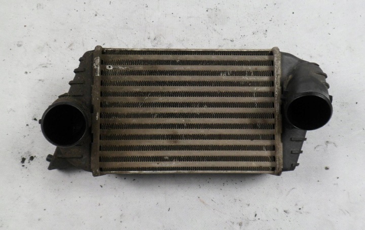 Intercooler Kühler Fiat Stilo 1.9 D JTD 8V und 16V 46745841