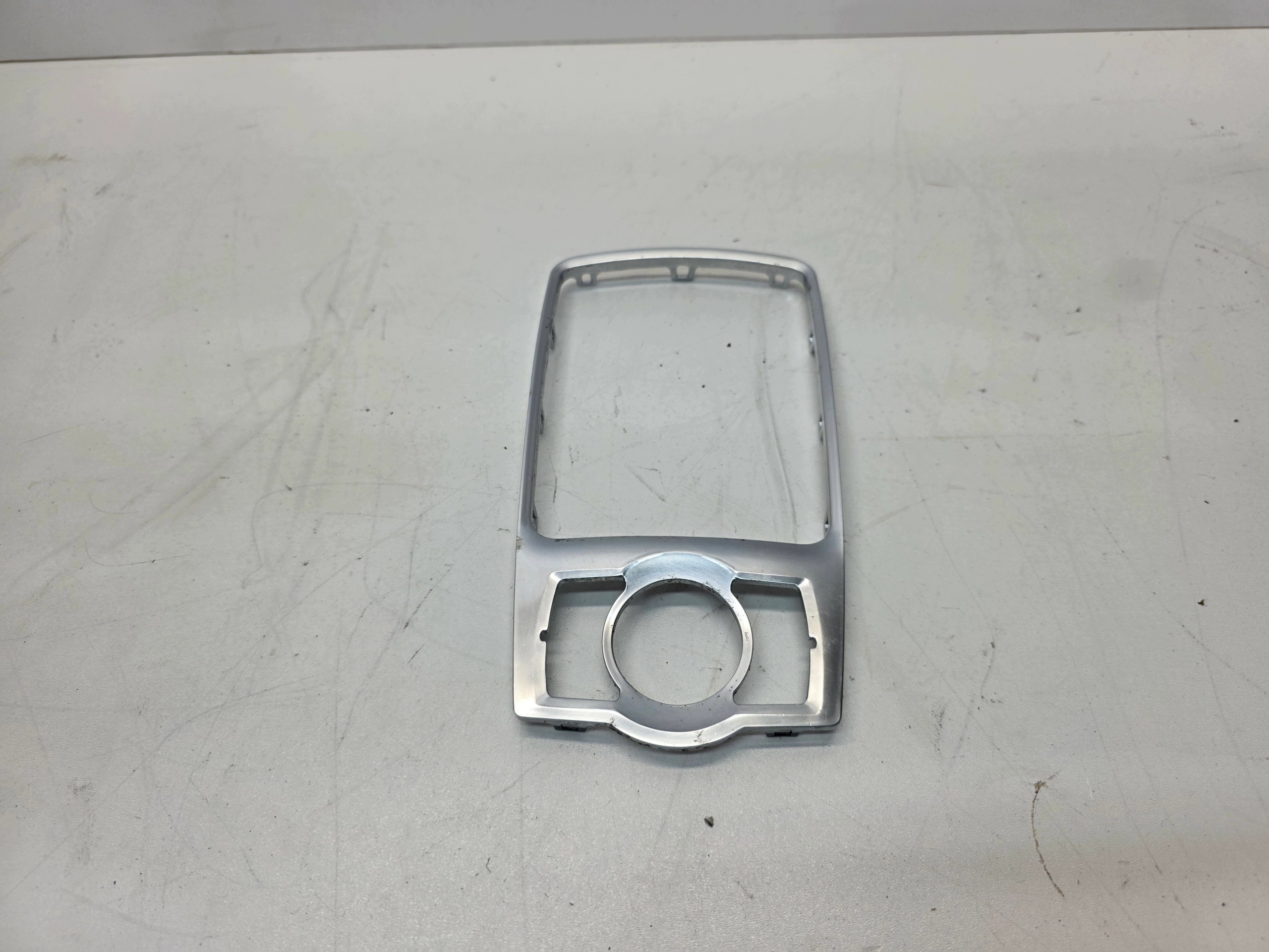 Cadre panneau MMI Audi A6 C6 4F0864260A image 2