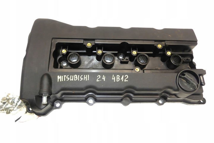 Tampa de Válvulas Mitsubishi Outlander III 2.4 Hybrid 4B12 2019